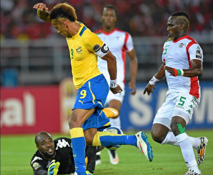 <i>Winger</i> Dortmund Bawa Gabon Menang Atas Burkina Faso 