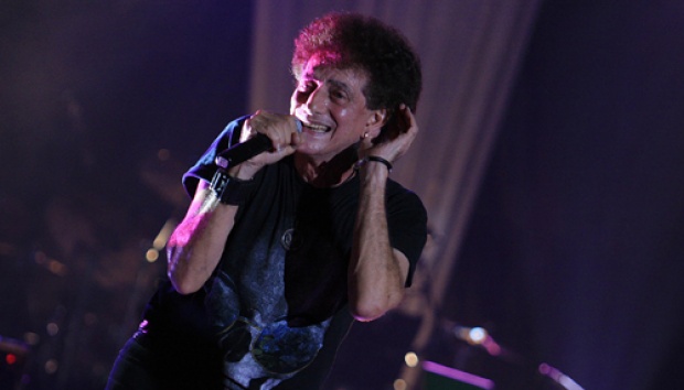 Ibunda Ahmad Albar Wafat, God Bless Batal Manggung