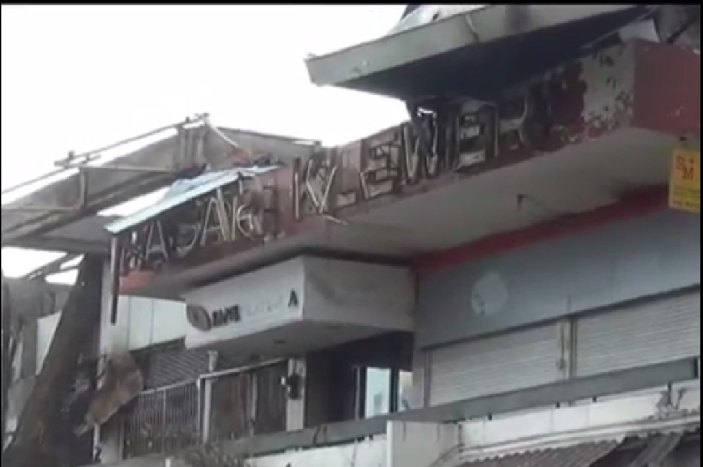 Sisa kebakaran di Pasar Klewer Solo, Metrotv/ Eka Hari Wibawa