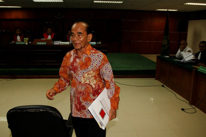 Annas Maamun & Anggota DPRD Jadi Tersangka Kasus Suap Pembahasan RAPBD