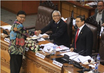 Pelaksanaan Uji Publik Dinilai Terlalu Lama