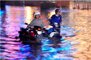 Banjir dan Puting Beliung Terjang Cirebon 