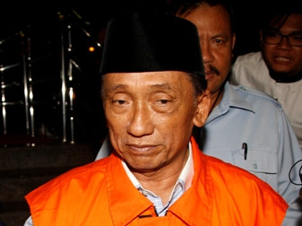 KPK Sita Dua Rumah dan Uang Rp100 Miliar Fuad Amin