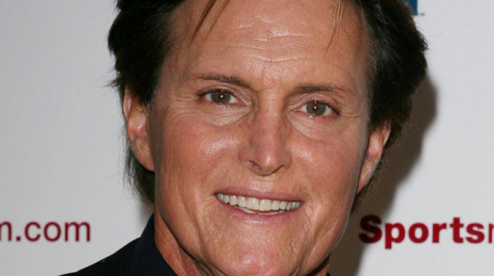 Bruce Jenner Mulai Gerah atas Tuduhan Transgender