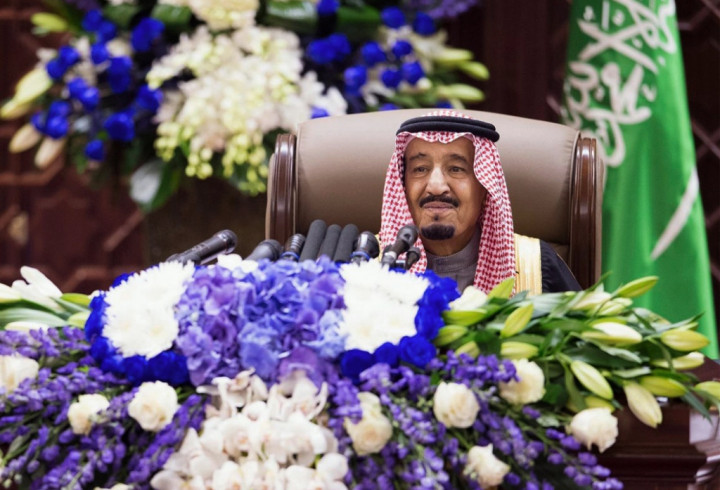 Raja Baru Arab Saudi, Mediator di Tengah Keluarga
