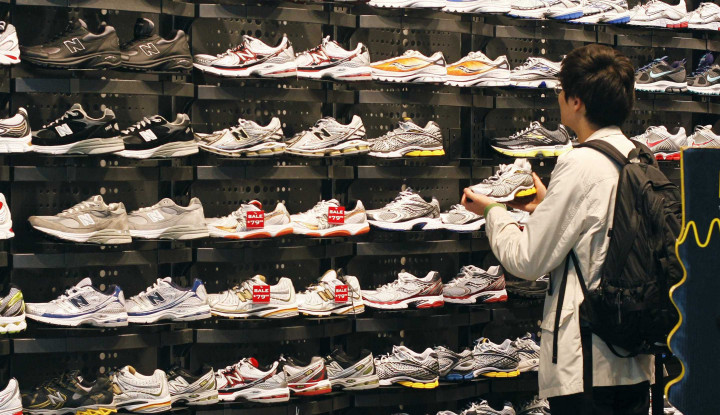 Perhatikan Tips Berikut Dalam Memilih Sepatu Olahraga 