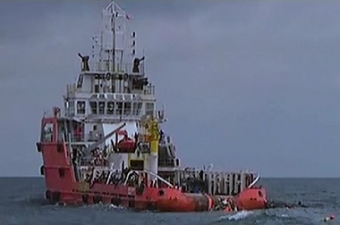 QZ8501 sempat Ditarik ke Permukaan, Tapi Jatuh Lagi ke Dasar Laut