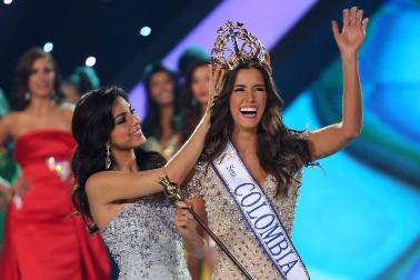 Paulina Vega Terpilih Jadi Miss Universe 2015