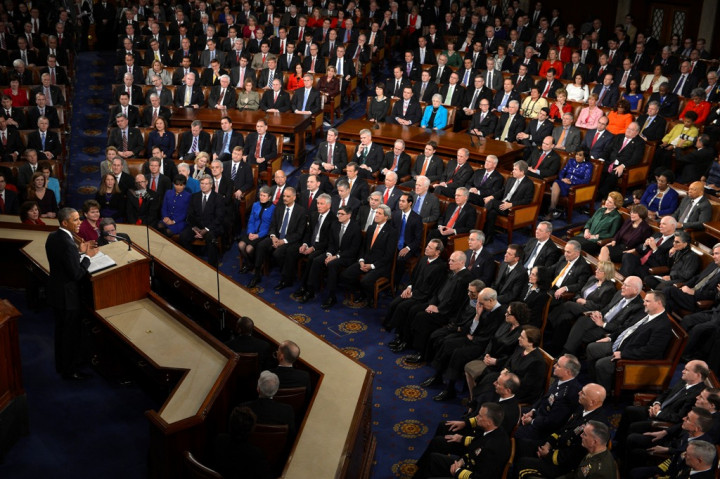 Obama Bawa Rombongan Besar Temui Raja Baru Arab Saudi