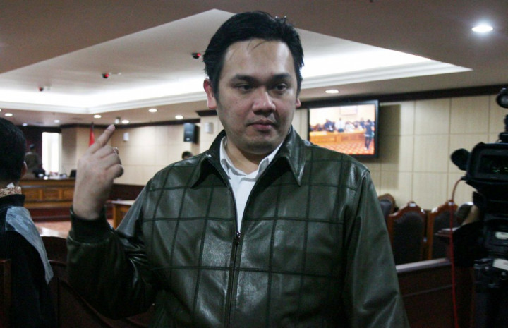 Ada-ada Saja, Farhat Abbas Suruh Basarnas Cari Olga 