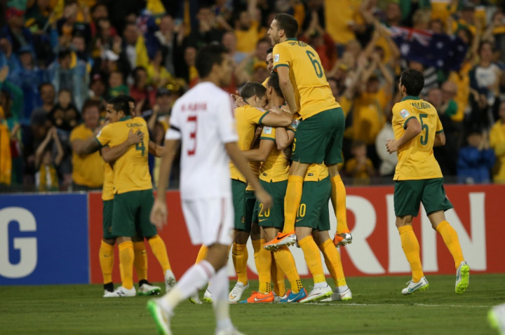 Turun Minum, Australia Dua Kali Bobol Gawang UEA