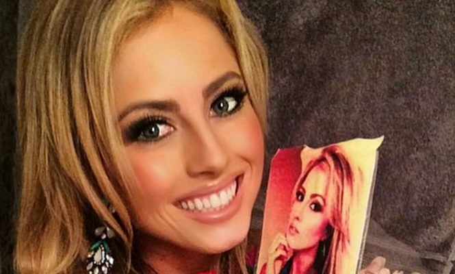 <i>Ups!</i> Bra Miss Beverly Hills Tersingkap di Atas Panggung