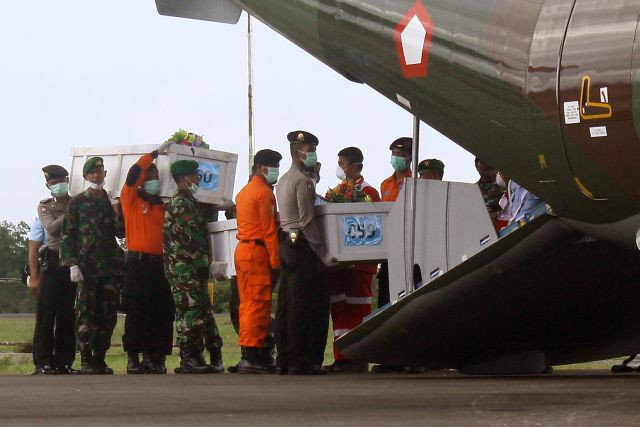 18 Poin Laporan Awal Kecelakaan AirAsia QZ8501