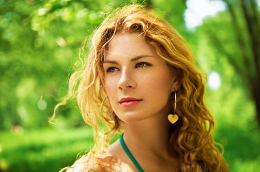 Keajaiban Minyak Zaitun untuk Rambut Keriting