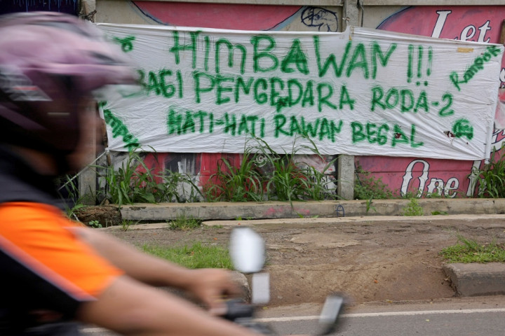 Pembegal Motor Mengendap Tanpa Lampu Saat Buntuti Korban    