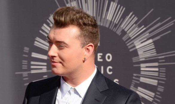 Demi Perut <i>Six Pack</i>, Sam Smith Makan Cabai Rawit