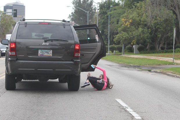 Demi Bertemu Justin Bieber, Seorang Gadis Nyaris Kehilangan Nyawa