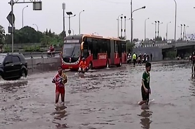Ratusan Rumah di Tangerang Terendam Banjir