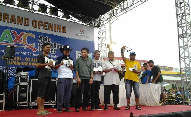 Kontes Mobil Retro dan Kompetisi Slalom di Bekasi Ditutup