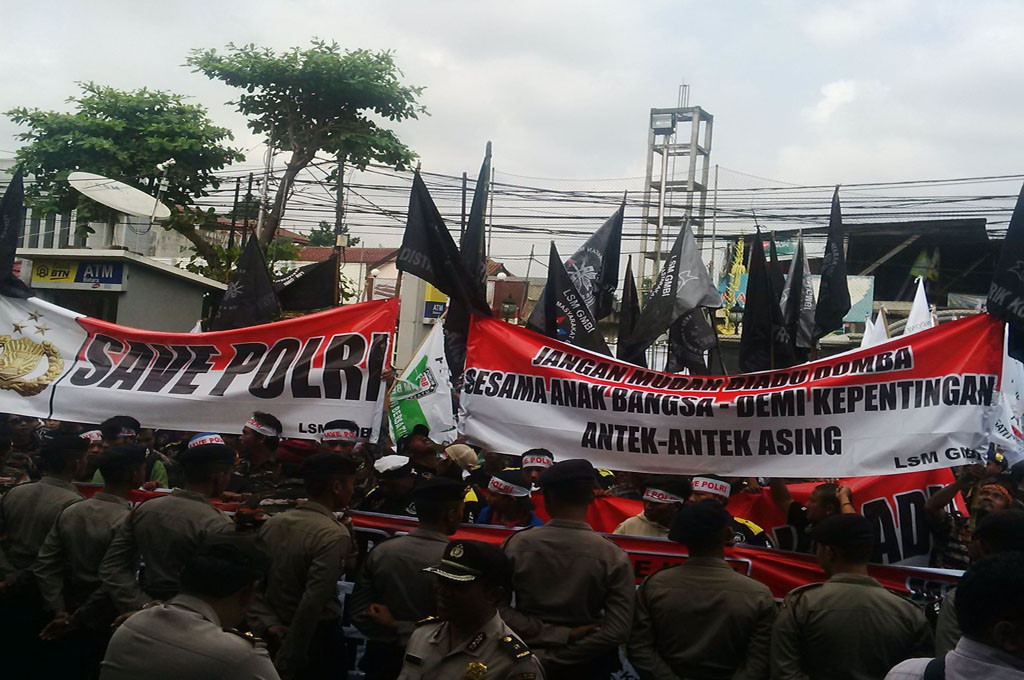 Pendukung Komjen Budi Gunawan di PN Jaksel, Senin (2/2/2015).MTVN/Achmad Zulfikar Fazli