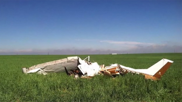 Pesawat Ini Celaka karena Pilot Selfie Saat Bertugas