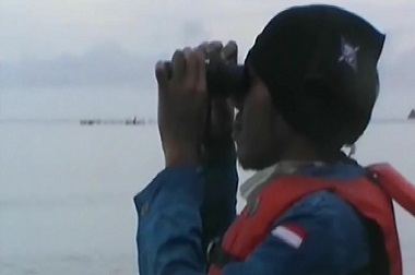 Perairan Majene Disisiri untuk Temukan Jenazah dan Serpihan AirAsia