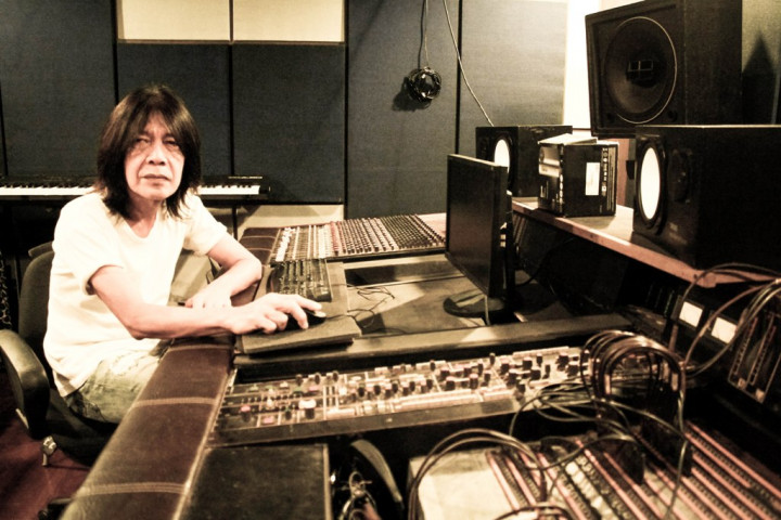 Ian Antono, Sang Begawan yang Masih Tegar Berdiri