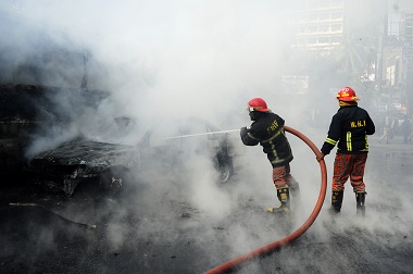 Bom Molotov Tewaskan 9 Warga Bangladesh