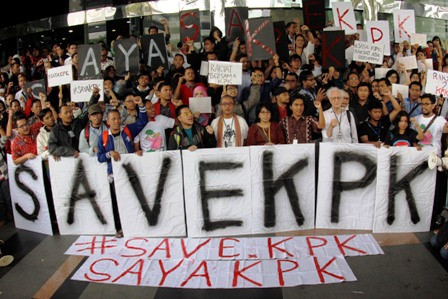 <i>Ngontel</i> ke Jakarta Demi KPK