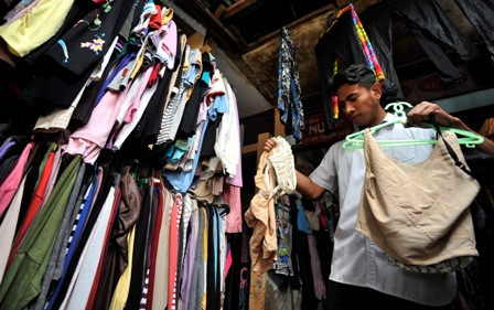 Pemkot Makassar akan Keluarkan Sertifikat Aman Pakaian Bekas