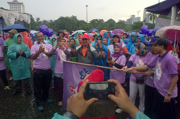 Ratusan Penderita Epilepsi Ikuti Jalan Santai di Monas