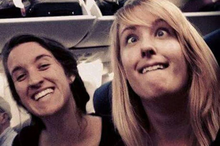 Foto Bugil di Depan Candi, Wisatawan AS Dideportasi