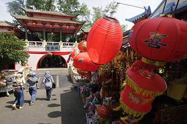 Baywalk Mal Bersiap Sambut Imlek