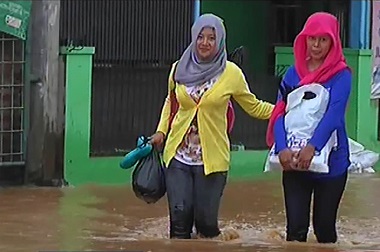 Banjir Surut, Warga Cingised Arcamanik Bandung Pulang