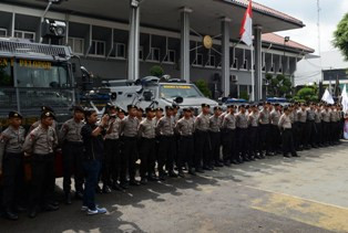 Beredar Isu Teror, Ratusan Polisi Amankan PN Jakarta Selatan