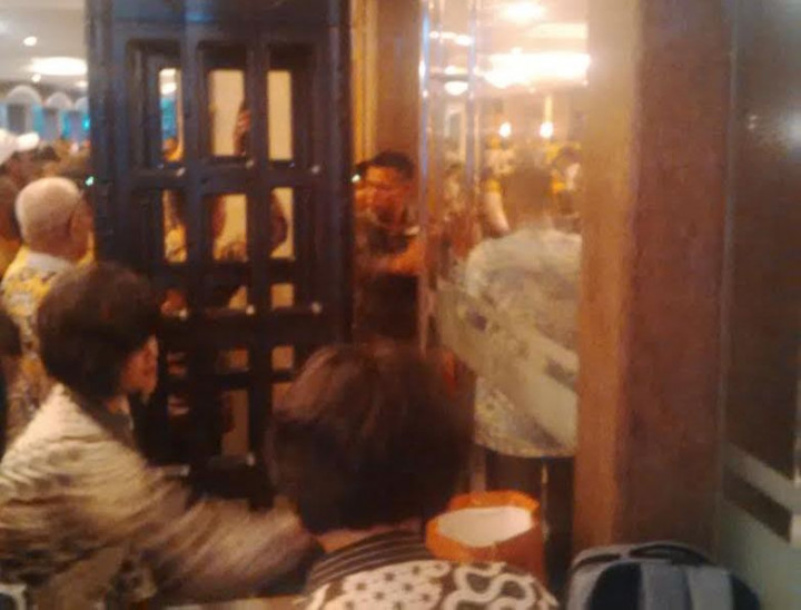 Dilarang Masuk, Peserta Munas Adu Mulut dengan Paspampres