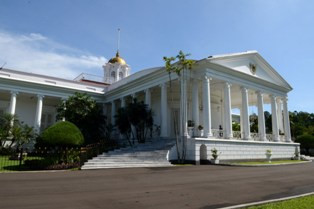 DPR Persilahkan Presiden Jika Ingin Pindah ke Istana Bogor