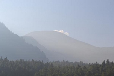 Sepekan Tersesat, Tiga Pendaki Gunung Slamet Ditemukan Pencari Kayu