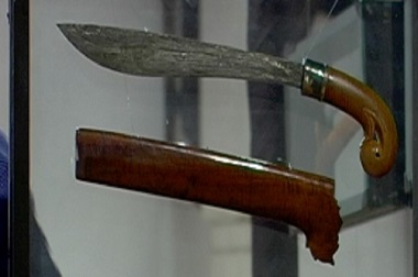 Suami Istri Diamankan karena Bawa Badik ke Kamar Hotel