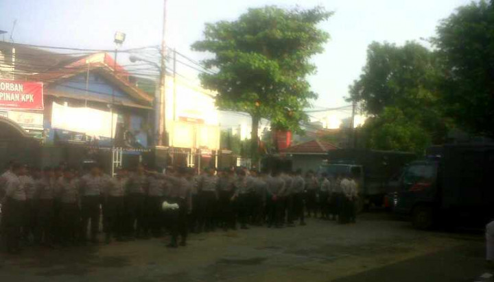 Pendukung Budi Gunawan Bikin Macet Ruas Jalan Ampera Raya