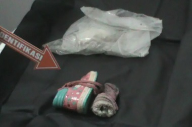 Potongan Kaki Berbalut Sepatu Pink Ditemukan di Pinrang