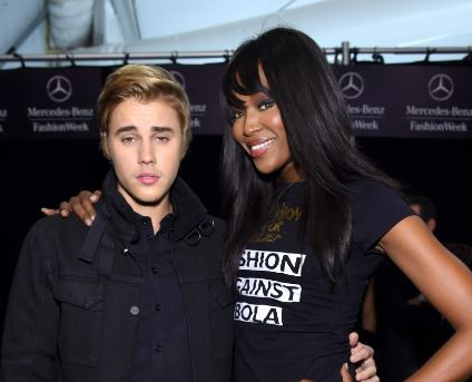 Justin Bieber Kini Pacari Naomi Campbell?
