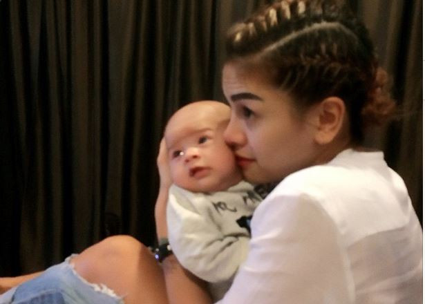 Resmi Bercerai, Nikita Mirzani Minta Ganti Rugi Biaya Persalinan Anak 