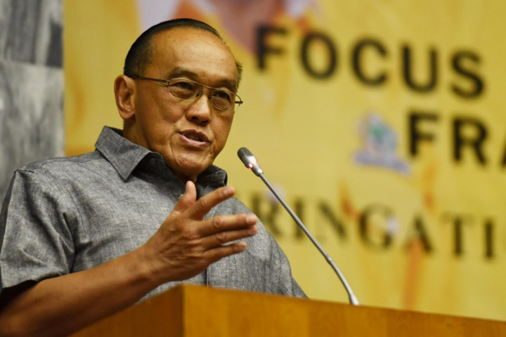 Samad Tersangka, Ical: Hadapi Saja dengan Tenang