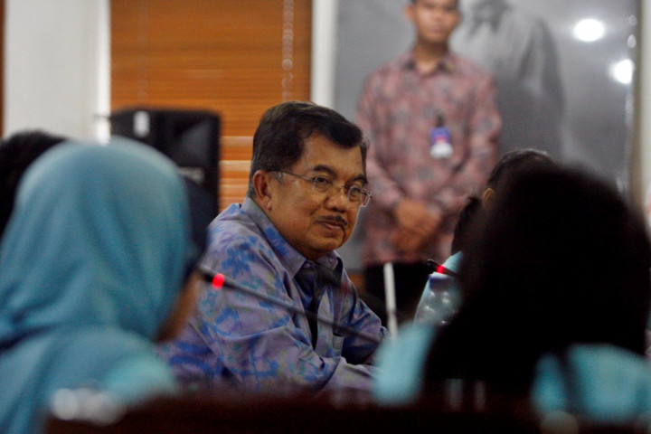 Proses Hukum Abraham Samad Tetap Berjalan