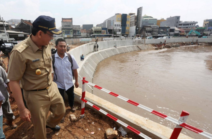 Warga di Sodetan Kali Ciliwung Dipaksa Pindah ke Rusun