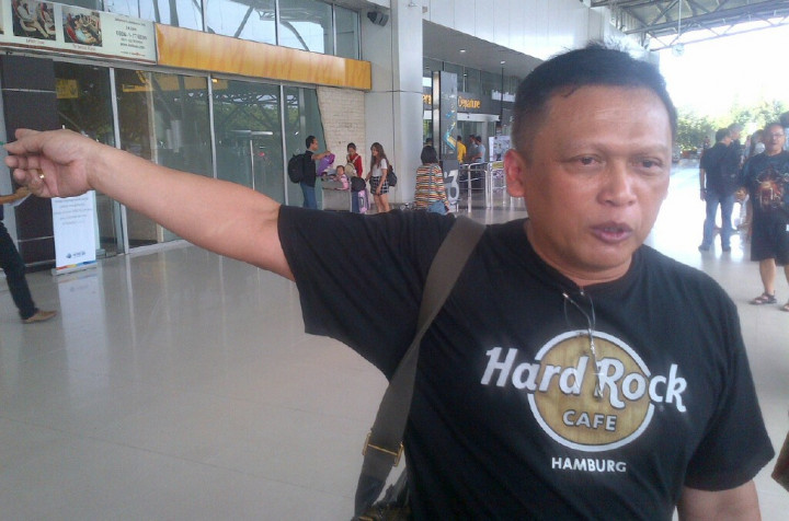 <i>Refund</i> tak Jelas, GM Pelindo Ini Marah-Marah di Depan Loket Lion Air