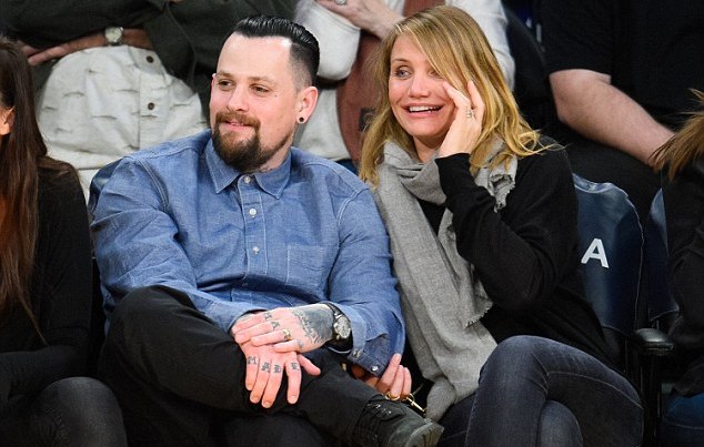 Benji Madden Tato Dadanya dengan Nama Cameron Diaz