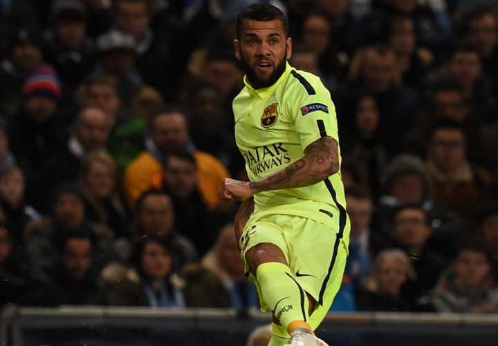 Digantikan oleh Adriano, Alves Emosi dan Tendang Botol