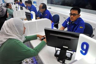 2015, XL Bidik Pertumbuhan Pendapatan 7%